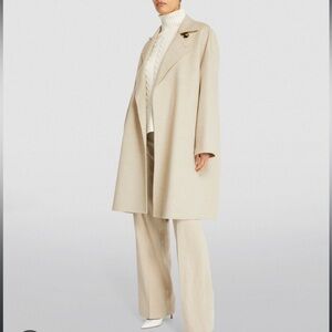 Max Mara Atelier Angel cashmere coat